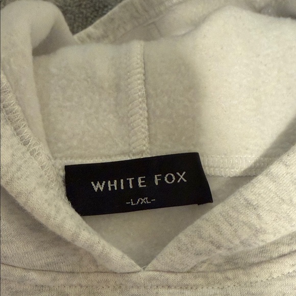 White Fox Boutique Gray Pink Logo Hoodie Boxy Cozy Oversized Warm Outdoor L/XL - Picture 7 of 13